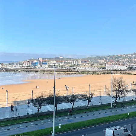 San Lorenzo Playa. Vistas Al Mar. Gijon